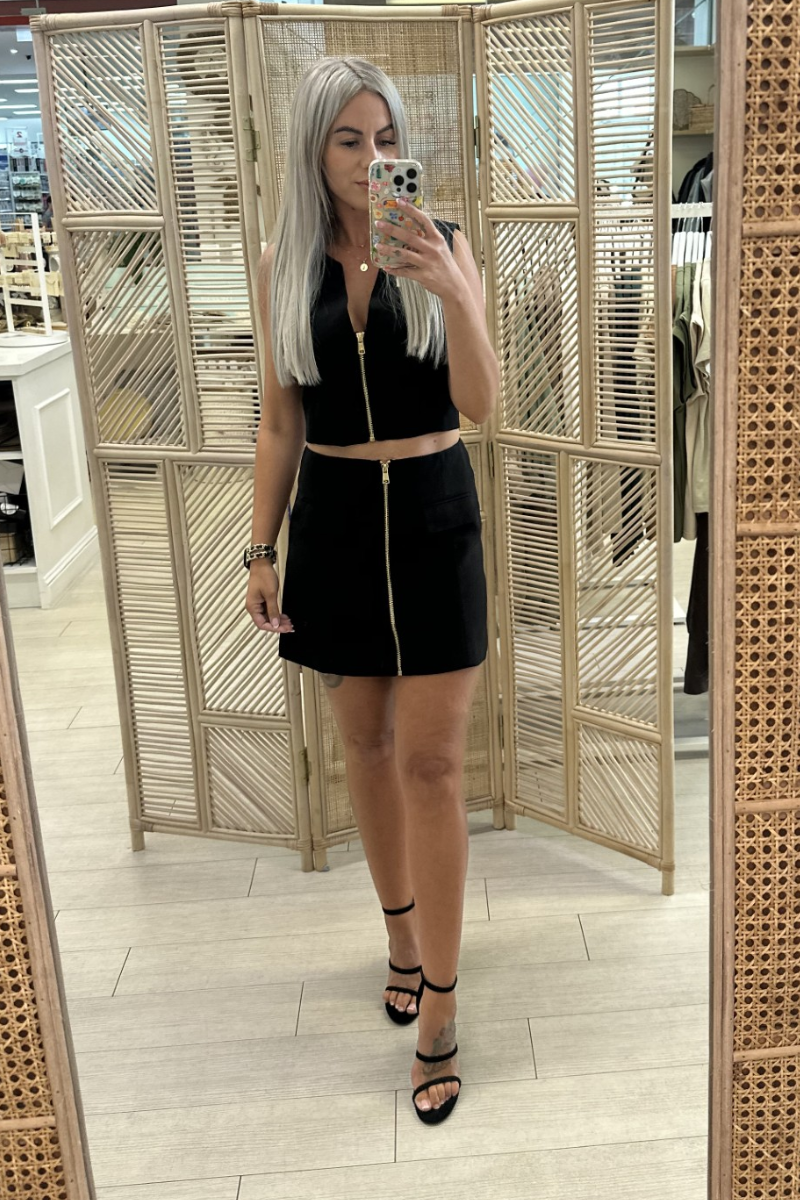 GIANA ZIP FRONT SKIRT