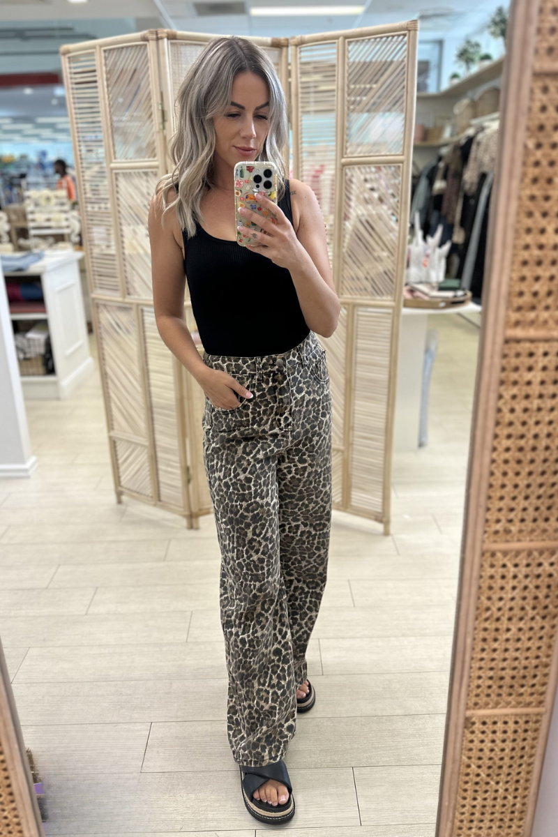 INSTINCT JEANS