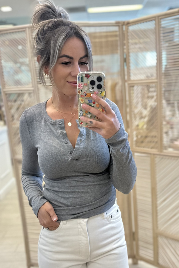 KATHRYN BUTTON TOP - GREY