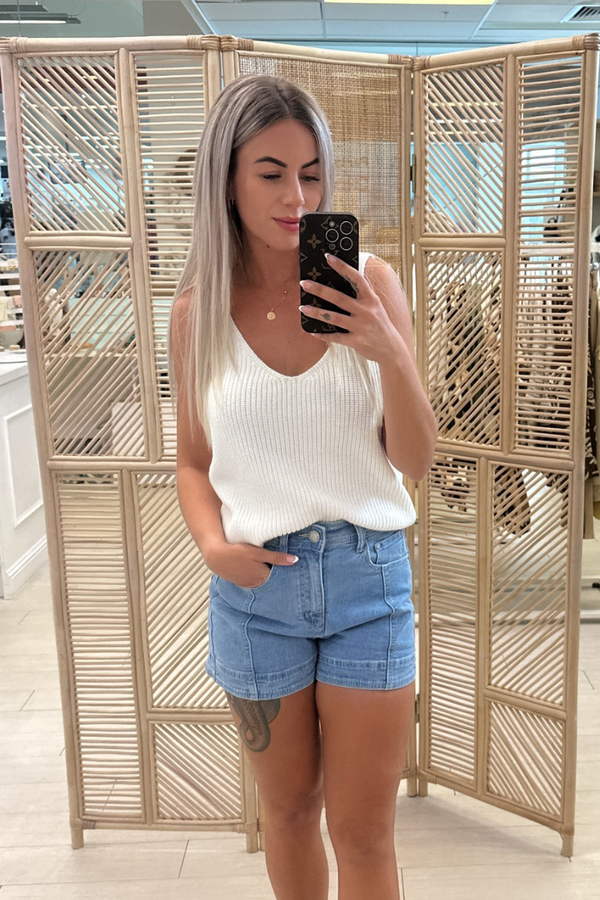 PINUP SHORTS - LIGHT BLUE