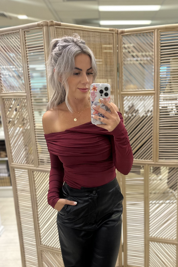 CHERRY LONG SLEEVE